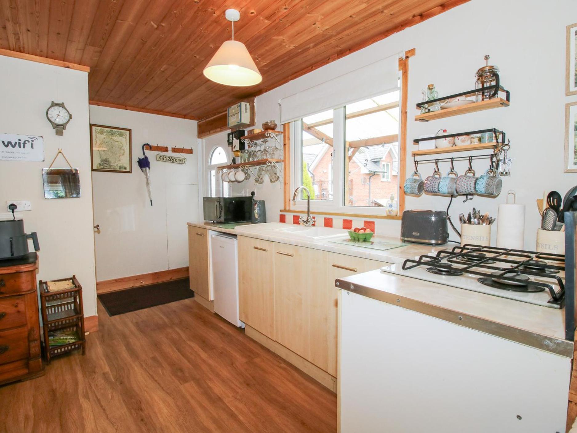 The Log Cabin Adforton Luaran gambar
