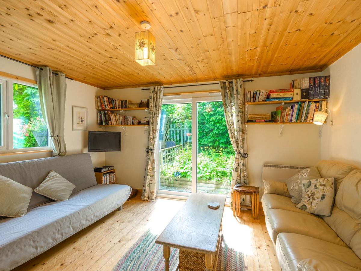 The Log Cabin Adforton Luaran gambar